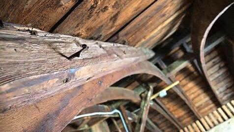 Eine ungewöhnliche Konstruktion: ein Tonnendachstuhl