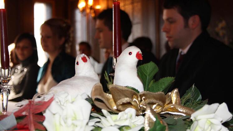 Symbole der Hochzeit - gehören dazu.