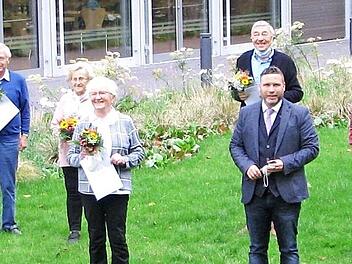 Ehrungen für langjährige Mitglieder des Marienvereins Ahorn  Foto: Norbert Karbach
