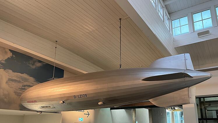 Modell vom Luftschiff LZ129
