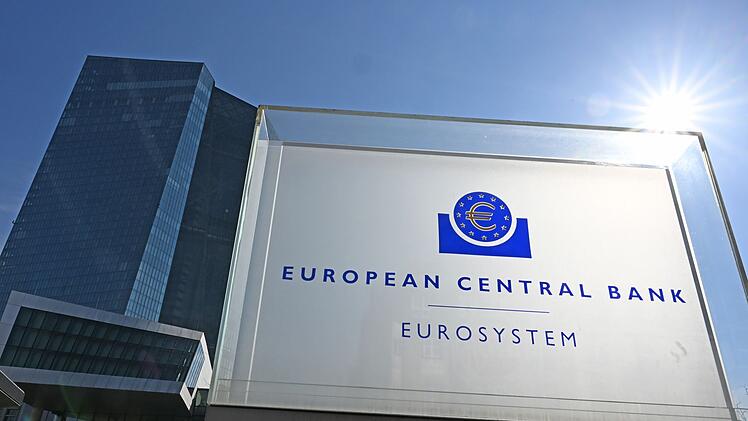 EZB-Ratssitzung mit Zinsentscheidung