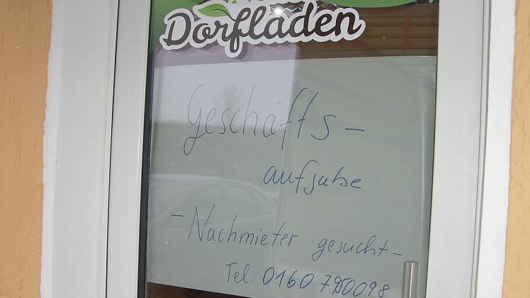 Übernimmt jemand den seit 12. März geschlossenen Dorfladen in Presseck? Laut Michaela Baptist, die auch in zwei Internet-Portalen inseriert hat, gab es bislang keine einzige Anfrage. Foto: Alexander Müller