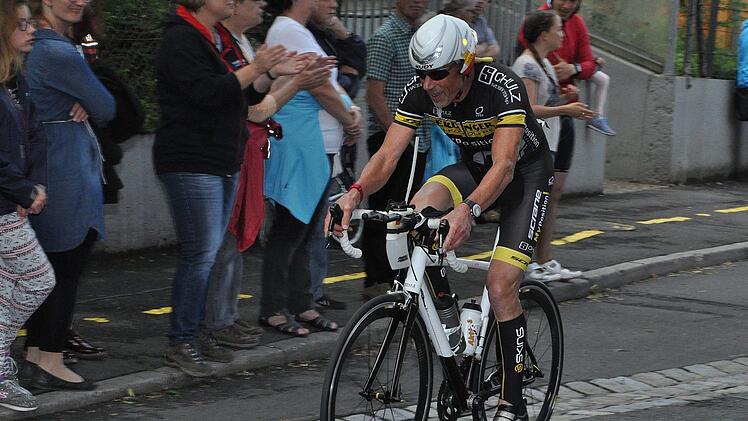 Joe Lanz (TS Lichtenfels) gewann die Altersklasse 70. Foto: Karl Heinz Weber