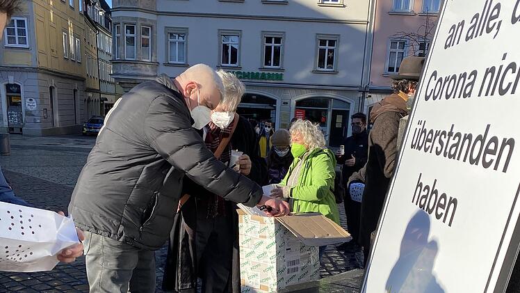 Coburger gedenken am Tag der Heiligen drei Könige den Corona-Toten.