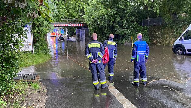 Nach Gewitter in Nürnberg: Unterführung wieder überflutet