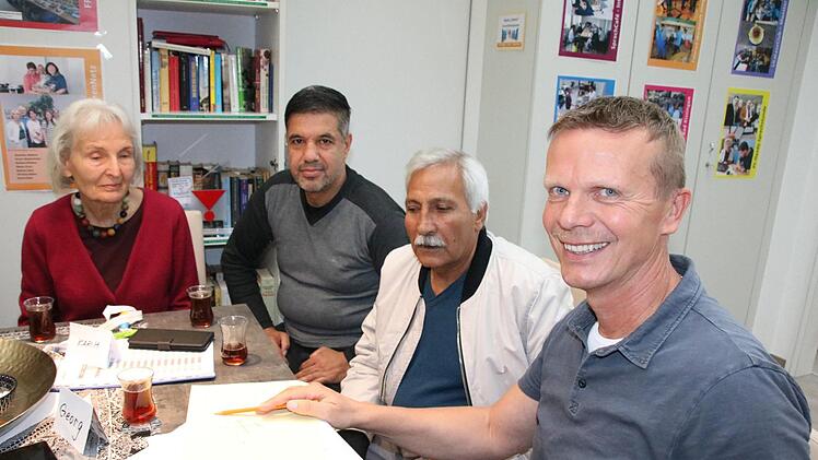 Eindrücke vom jüngsten Treffen im  Sprach-Café. Foto: Ralf Ruppert