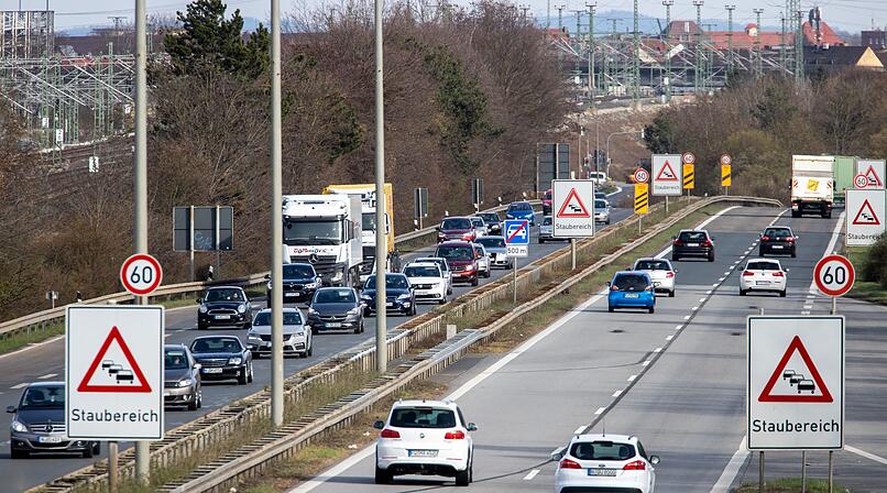 Frankenschnellweg bei Nürnberg: "Schwerste Verletzungen" bei Auffahrunfall
