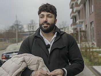 Sulaiman Tadmory arbeitet als Journalist und besitzt die deutsche Staatsbürgerschaft.