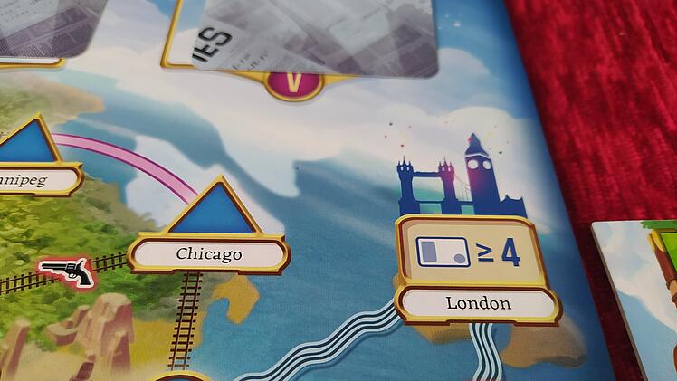 80 Days im Test - Weltreise mit Koffer, Regenschirm und Hut als Brettspiel