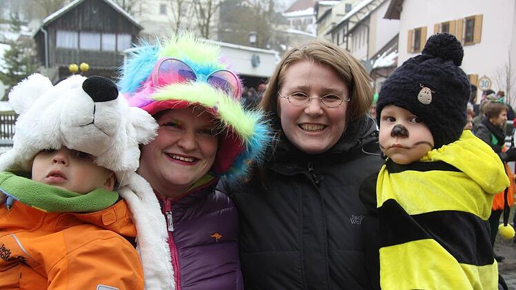 Beim Faschingsumzug in Königsfeld Foto: Georg Stöhr
