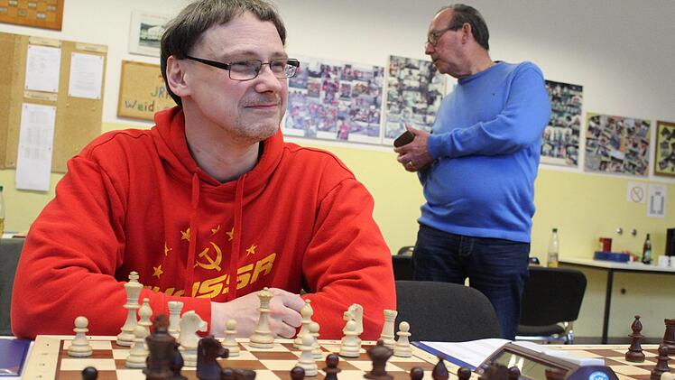 Mit weitsichtigen Manövern und Geduld holte sich der Michelauer Kurt-Georg Breithut einen überzeugenden Sieg. Foto: Markus Häggberg