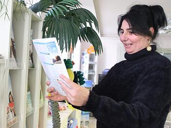 In ihrem Reisebüro in Kronach beraten Nicole Deinl und ihre Angestellten die Kunden persönlich. Foto: Cindy Dötschel