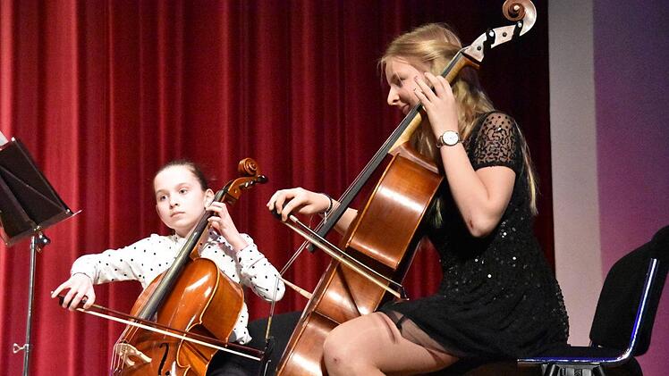 Impressionen vom Schulkonzert des MGF-Gymnasiums Kulmbach. Foto: Uschi Prawitz