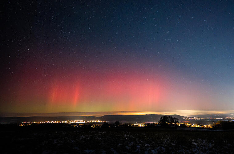 Polarlichter im Kreis Bamberg: Fotos von nächtlichem Farbschauspiel