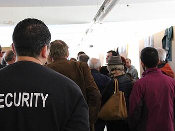 In der vergangenen Woche besuchten Kreisräte die Not-Unterkunft in Bad Kissingen. Foto: Benedikt Borst