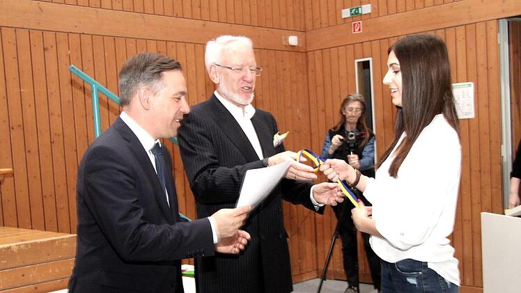Marcia Cantarella, Deutsche und 2. Deutsche Meisterin im Schau- und Marschtanz im karnevalistischen Tanzsport und bei den Süddeutschen Meisterschaften  Foto: Richard Sänger
