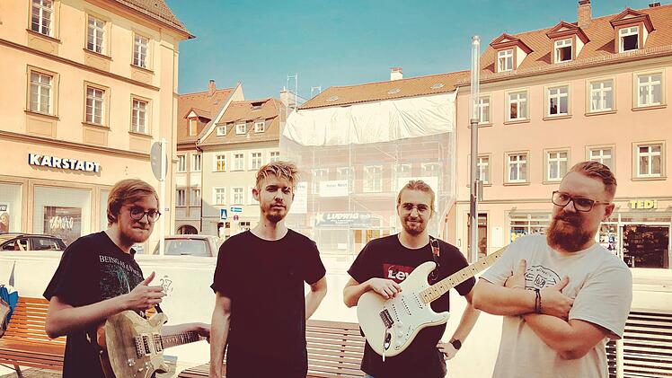 "Suns of Ørenda", vier Jungs aus dem Raum Bamberg/Haßberge, stehen für fette Gitarrenriffs und eindringliche Melodien. Foto: PR