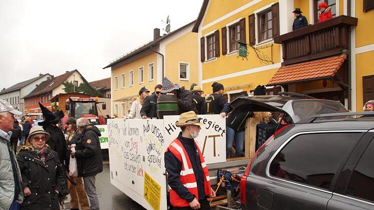 Der Alkoholvernichtungstrupp (AVT) aus Herzogenreuth  Foto: Joseph Beck
