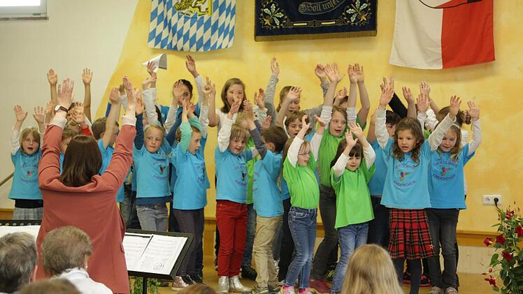 Der Kinderchor Weingarts-Kunreuth Foto: Franz Galster