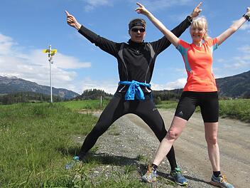 Der Querläufer Jochen Brosig und seine Läuferfrau Gudrun können das Laufen auch im Urlaub nicht lassen. Nach Kärnten ließen die Großenseebacher lieber Freizeitklamotten als Laufschuhe zu Hause.  Foto: privat