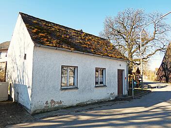 Das alte Gefrierhaus in Oberlaitsch soll mit Fördergeld zu einem Dorftreff mit Schutzhüttenfunktion am ILE-Freizeitweg "Markgräflicher Klosterweg" umgebaut werden.