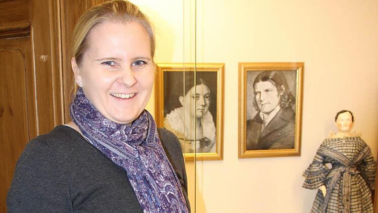 Jana Burkart erzählt auch Geschichten aus dem Leben von Friedrich Rückert. Foto: Christiane Lehmann