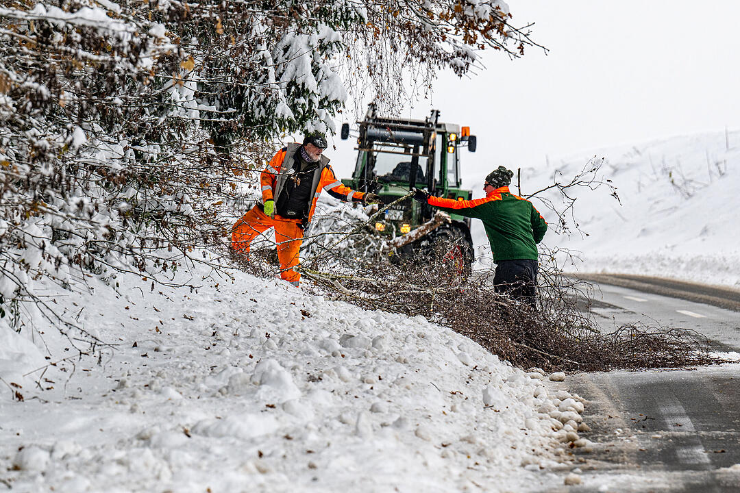 Wintereinbruch in Süddeutschland - Bayerischer Wald