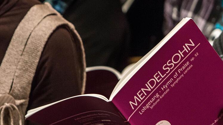 Impressionen von der Probenarbeit des Coburger BachchorsFoto: Jochen Berger