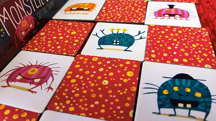 Monster-Bande: Mittelfränkisches Kinder- und Familienspiel mit vielen Varianten