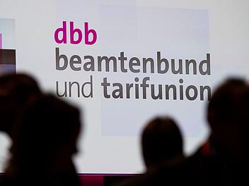 Beamte in der gesetzlichen Rentenversicherung &ndash; Beamtenbund reagiert