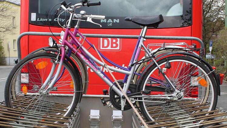 Radl drauf und los: Das Fahrradbus hilft, die Region auf zwei Rädern zu entdecken. Foto: Archiv/Dagmar Besand