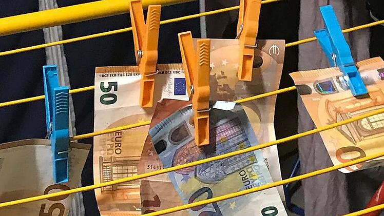 Wichtig: Geldw&auml;sche darf nicht in Vereinen passieren.