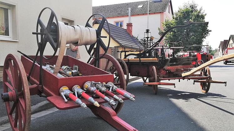 Impressionen von der Ausstellung historischer Löschfahrzeuge und Gerätschaften zur 140-Jahr-Feier der Feuerwehr Reichenbach. Foto: Sigismund von Dobschütz