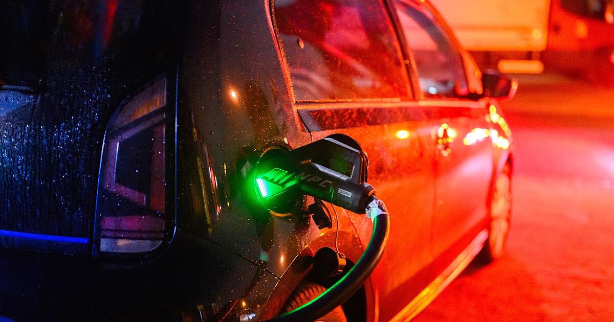 HUK-Coburg-Elektroauto-Tief-berwunden