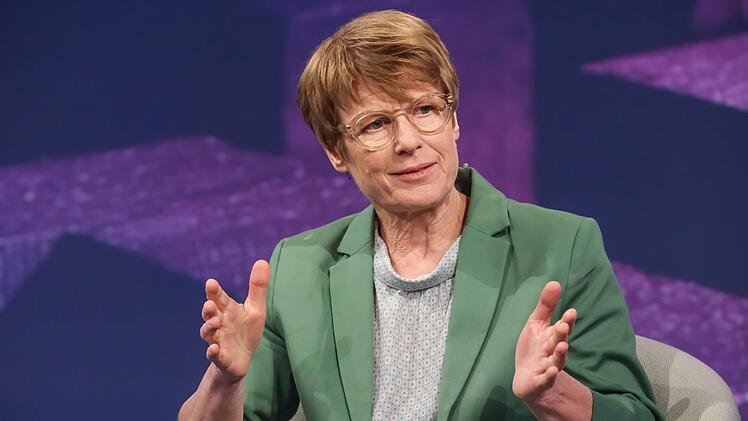 Veronika Grimm forderte in der ARD: "Es muss insgesamt das Arbeitsvolumen steigen."