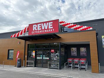 Rewe in Volkach nach mehrwöchiger Pause wieder geöffnet Rewe in Volkach nach mehrwöchiger Pause wieder geöffnet