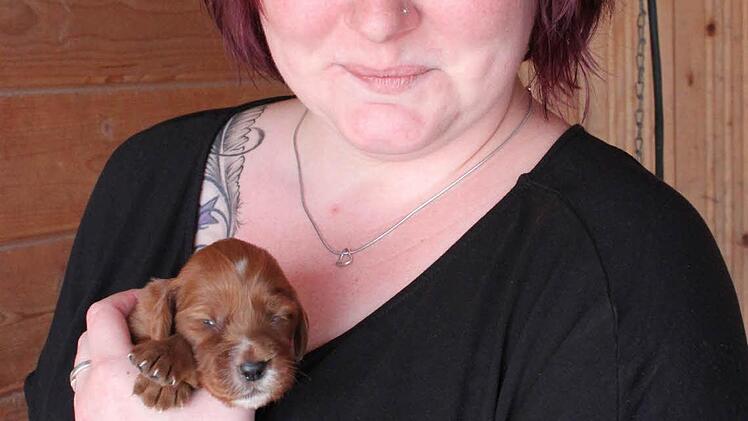 Jessica Seufert mit Marley, die sie behalten wird.