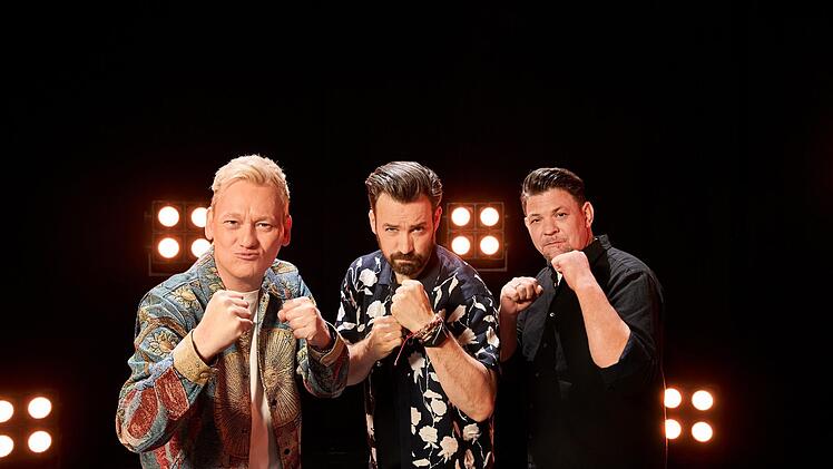 Neue Folgen von "Drei gegen Einen - Die Show der Champions" starten auf RTL. Neu im Team: Jan Köppen (Mitte).