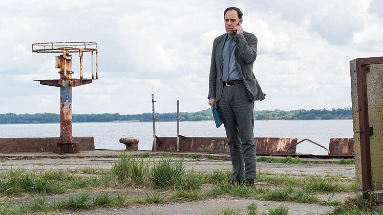 Kommissar Kauth (Thomas Loibl) leitet die Ermittlungen im neu aufgerollten Mordfall.