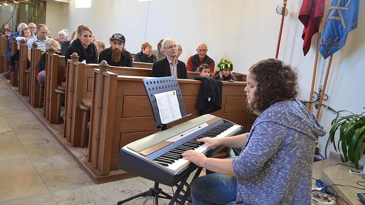 Die Musikschüler hatten seit den Sommerferien geübt. Foto: Larissa Händel