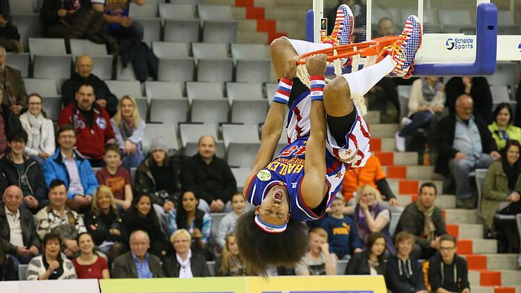 Am Dienstag waren die Harlem Globetrotters zu Gast in Coburg. Foto: Matthias Hoch