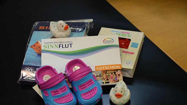 Neugeborene begrüßt die Stadt Bad Brückenau seit einiger Zeit mit einem Willkommensgeschenk. Foto: Michael Worschech