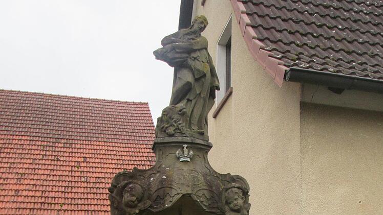 An der Renovierung des Bildstocks in der Maueracker-Straße will sich der Verein für Gartenkultur und Landespflege beteiligen.                Winfried Ehling