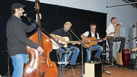 Die Gruppe "Sebbo and the Washboardbellies" spielt am Freitag im Unteren Schlosshof, zwei Tage später findet an gleicher Stelle das Brau- und Genussfest der Thurnauer Braufreunde statt. Foto: privat