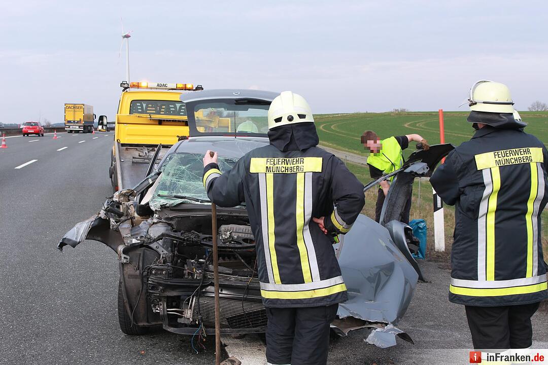 Überholmanöver endet in Verkehrsunfall auf der A9