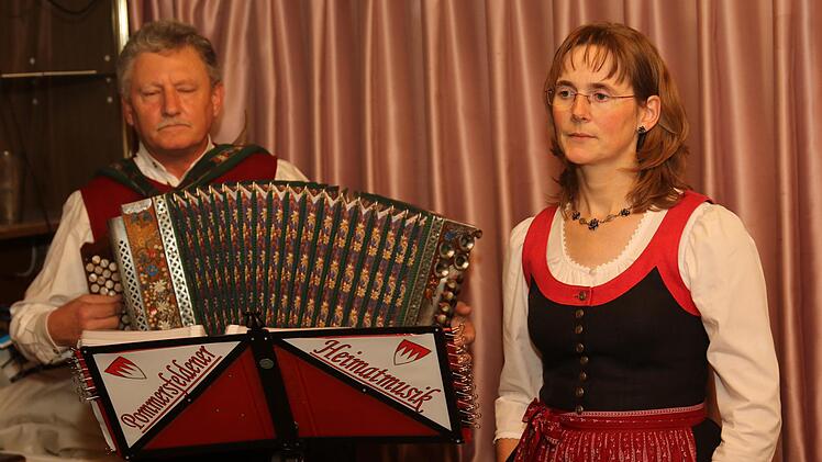 Die Pommersfeldener Heimatmusiker umrahmte das 1. Niederfüllbach Forum musikalisch. Foto: Michael Stelzner