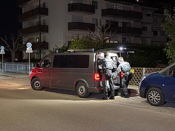 Polizeieinsatz nach Betrugsfall: USK st&uuml;rmt Geb&auml;ude