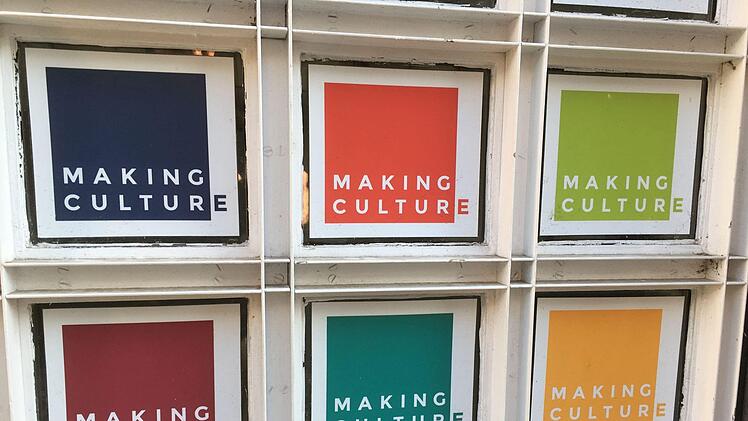 "Die Welt ist aus den Fugen" lautete das Motto eines Shakespeare-Abends, den die Experimentierwerkstatt "Making Culture" in Coburg veranstaltete.Foto: Jochen Berger