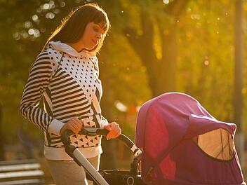Kinderwagen, Wagen, Kinder, Ausflug, Familie, Baby, Trage, Familienausflug