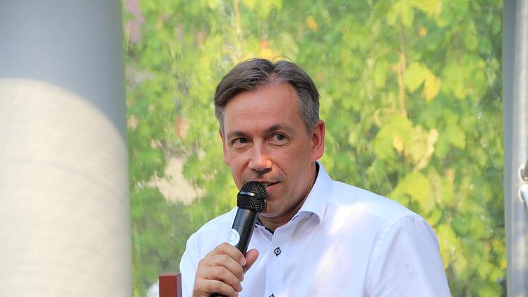 Landrat Alexander Tritthart  legt seinem Stellvertreter den Rücktritt nahe.   Foto: Andreas Dorsch